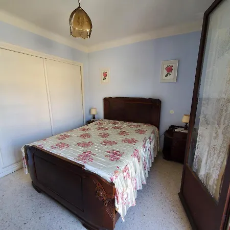 3 Pieces 65M2 St Raphael Daire